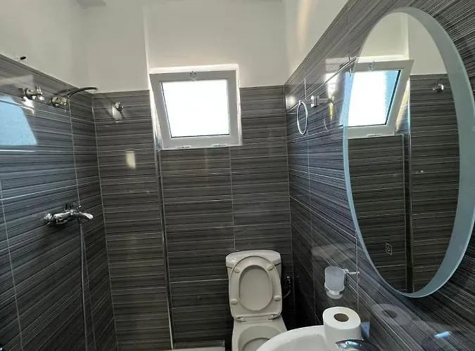 Eriseld 卡萨米尔